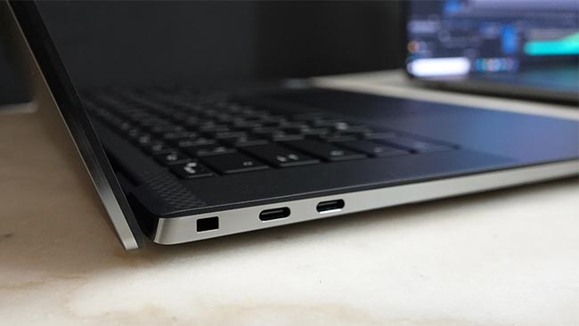 The Precision 5550 provides three Thunderbolt compatible ports and an SD card reader for power and connectivity.
